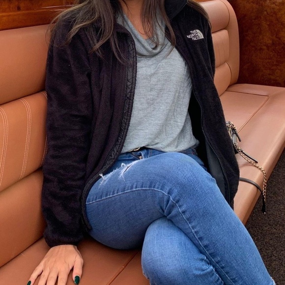 The North Face Jacket - Picture 2 of 4